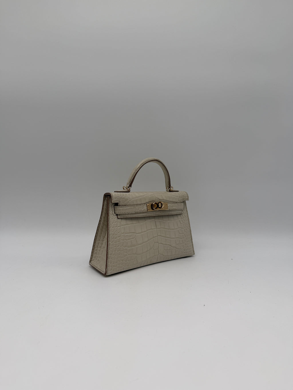 Hermès Mini Kelly Beton Matte Croc Permabrass Hardware