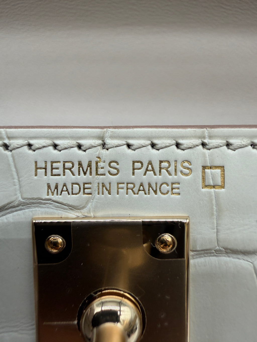 Hermès Mini Kelly Beton Matte Croc Permabrass Hardware