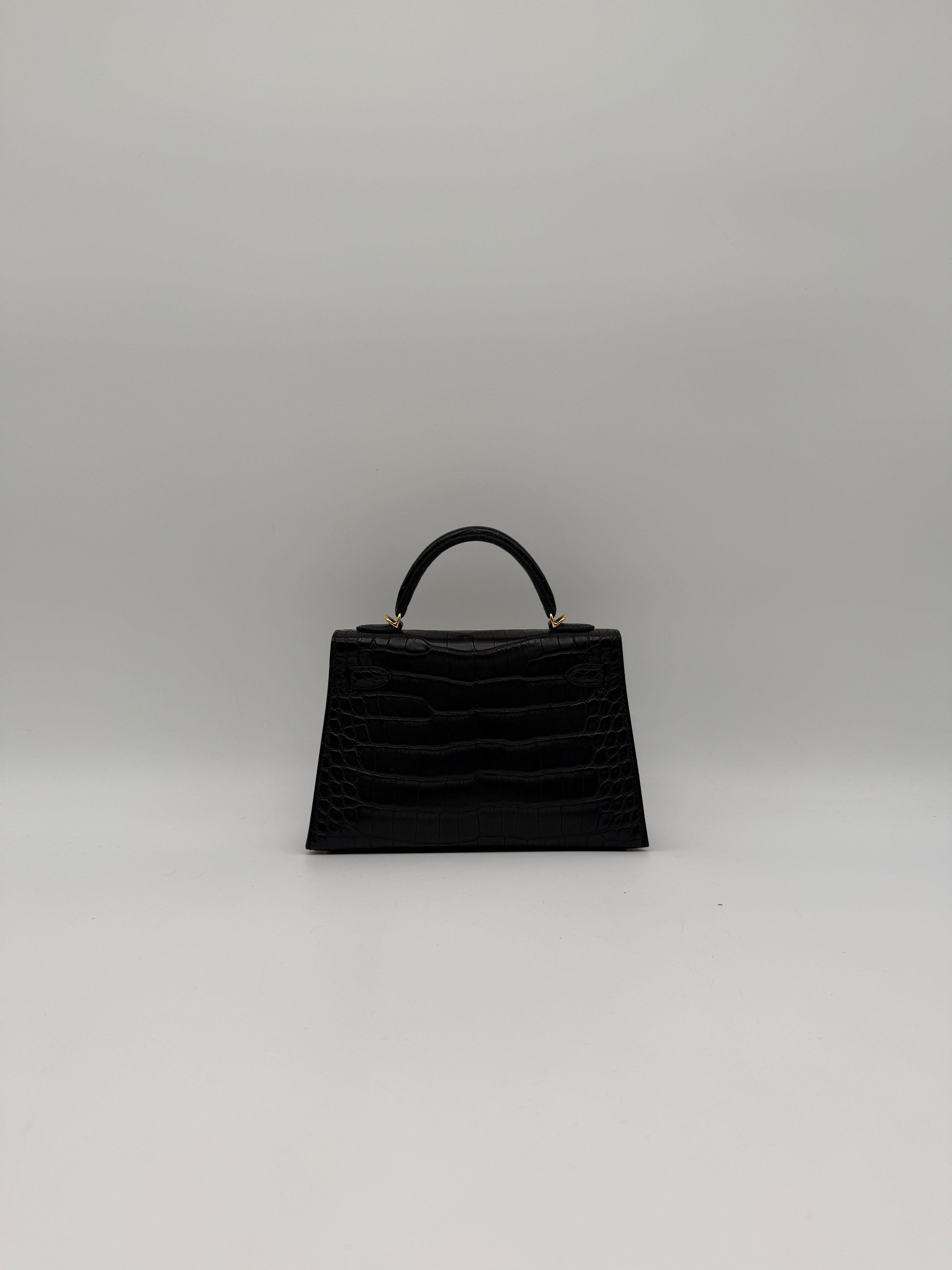Hermès Mini Kelly Black Matte Alligator Gold Hardware