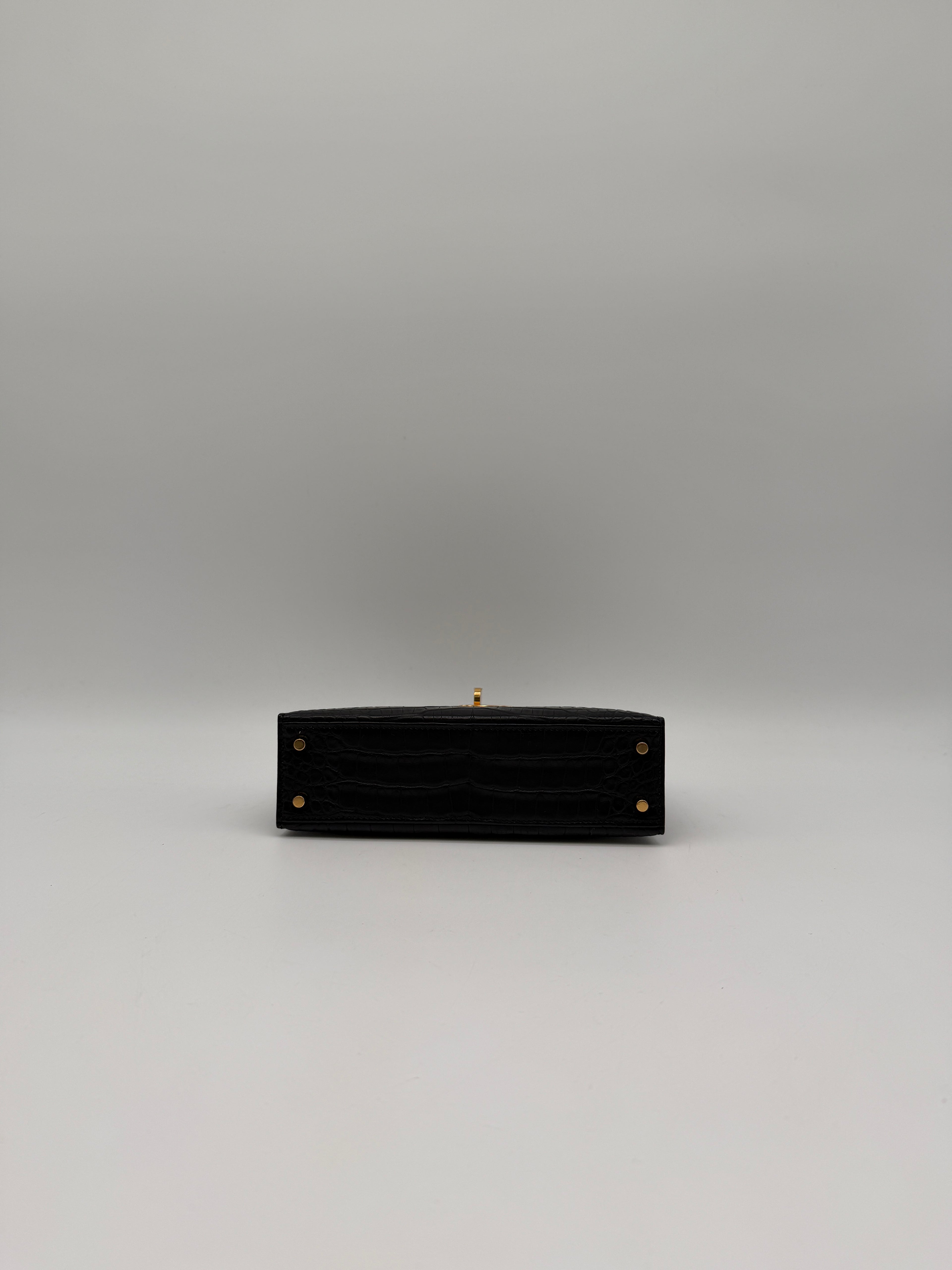 Hermès Mini Kelly Black Matte Alligator Gold Hardware