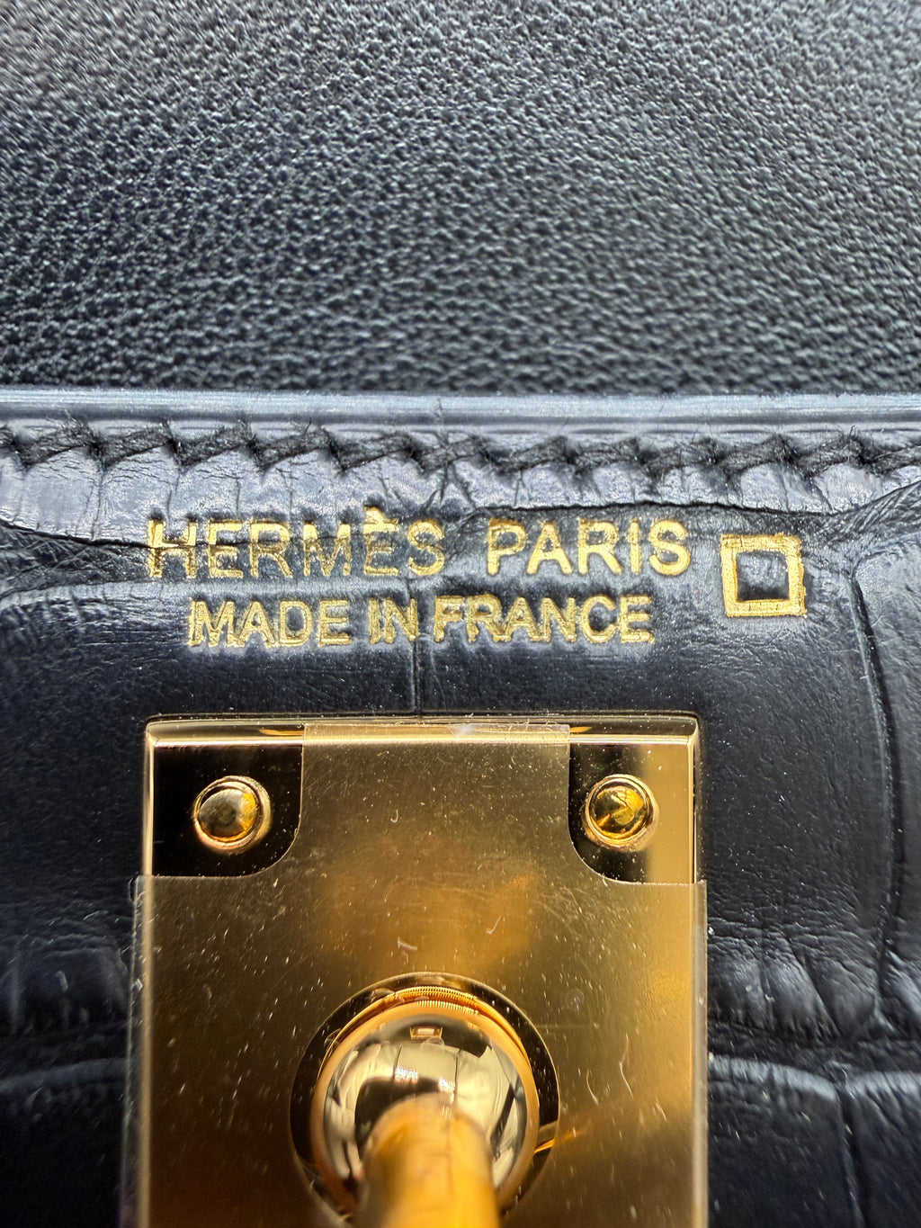 Hermès Mini Kelly Black Matte Alligator Gold Hardware
