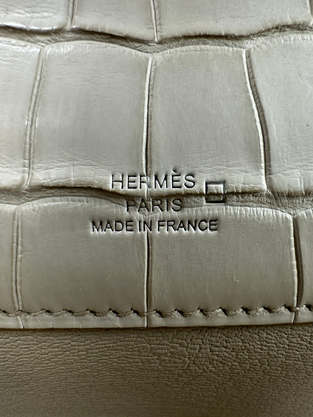 Hermès Kelly Cut Beton Matte Alligator Palladium Hardware