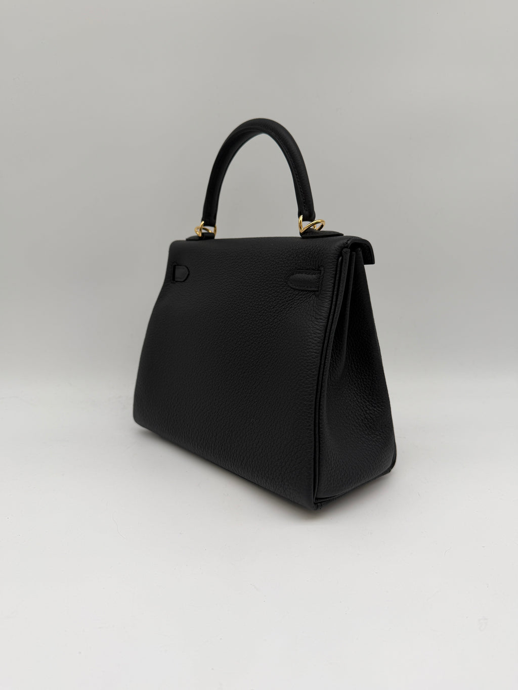 Hermès Kelly 25 Black Togo Gold Hardware