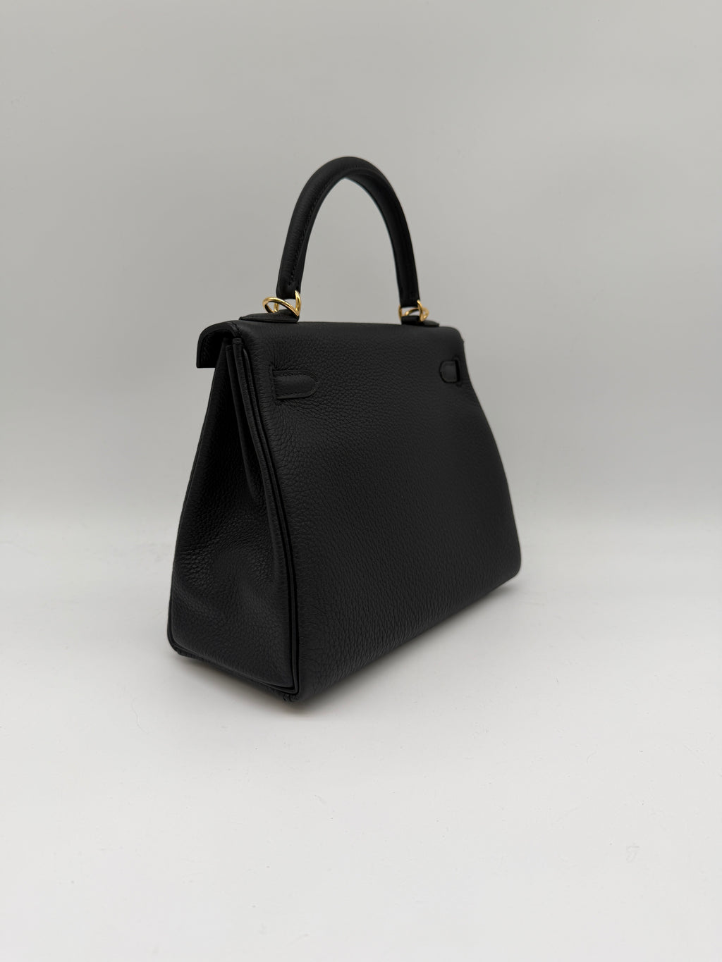 Hermès Kelly 25 Black Togo Gold Hardware