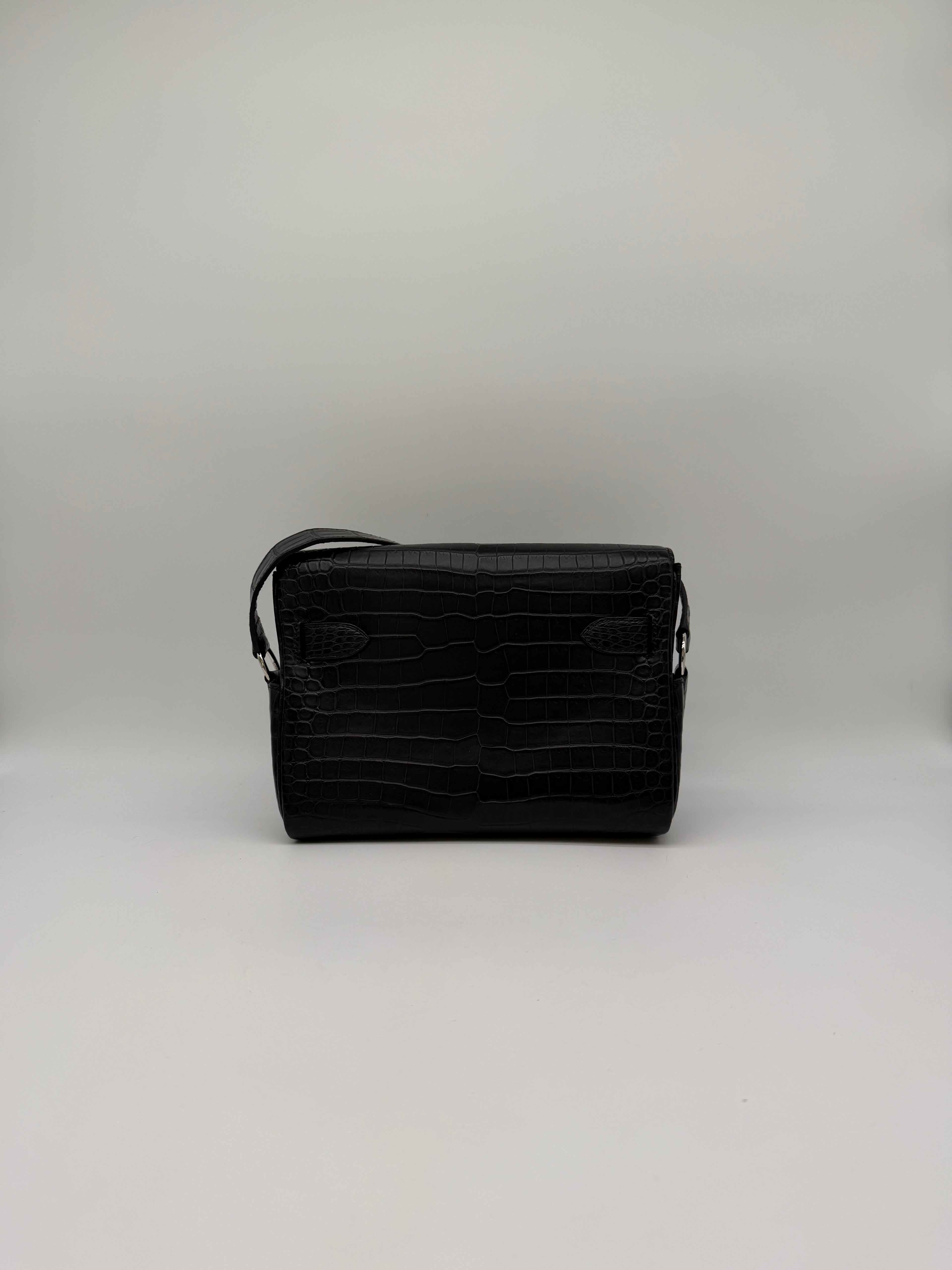 Hermès Kelly Messenger PM Black Matte Porosus Palladium Hardware