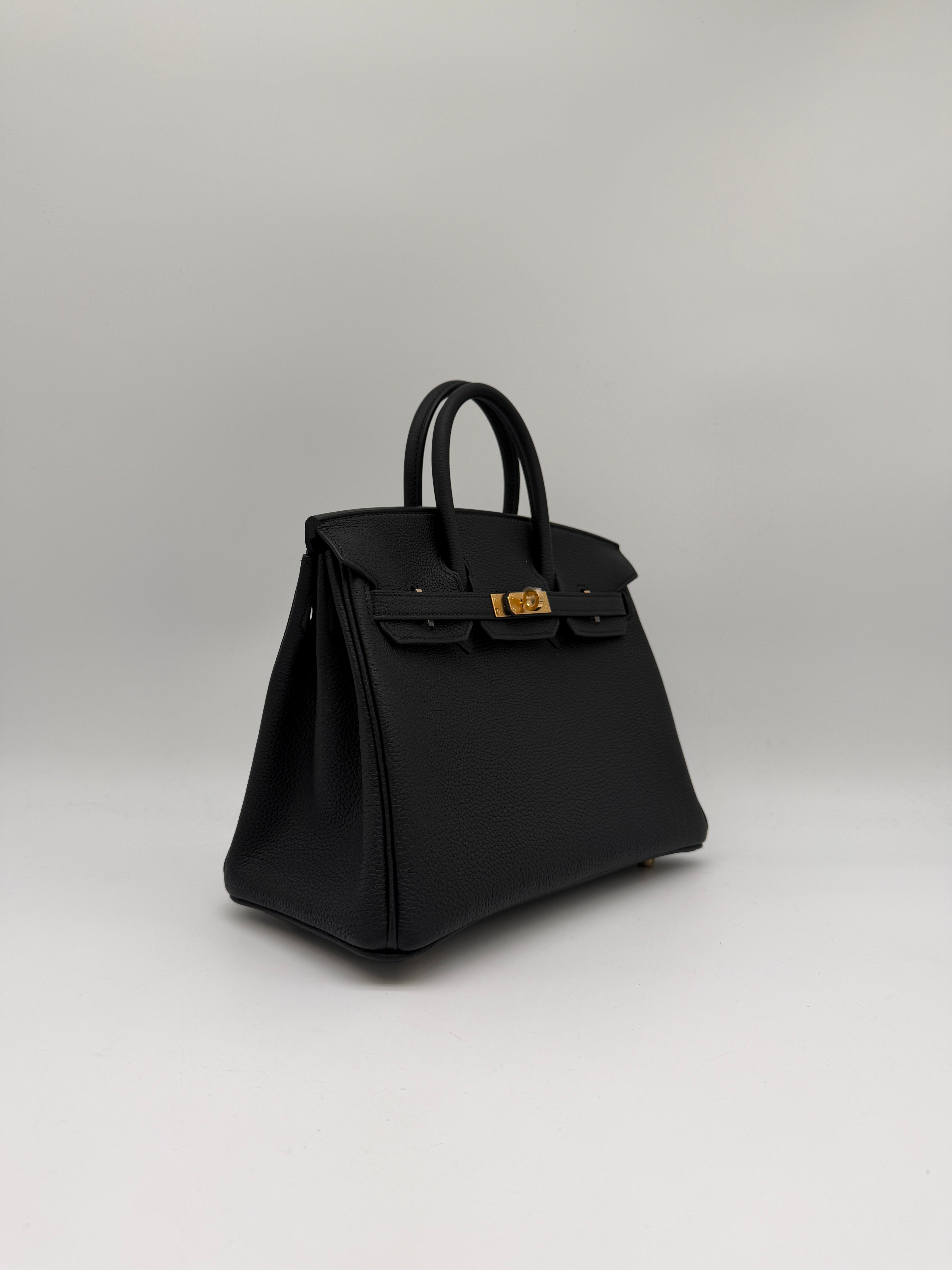 Hermès Birkin 25 Black Togo Gold Hardware