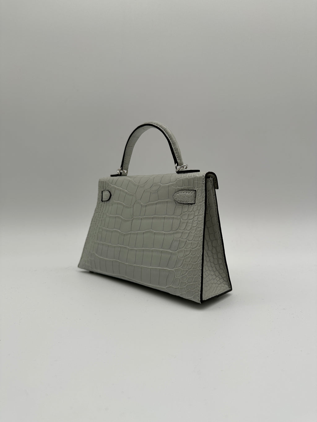 Mini Kelly Gris Neve Matte Alligator Palladium Hardware