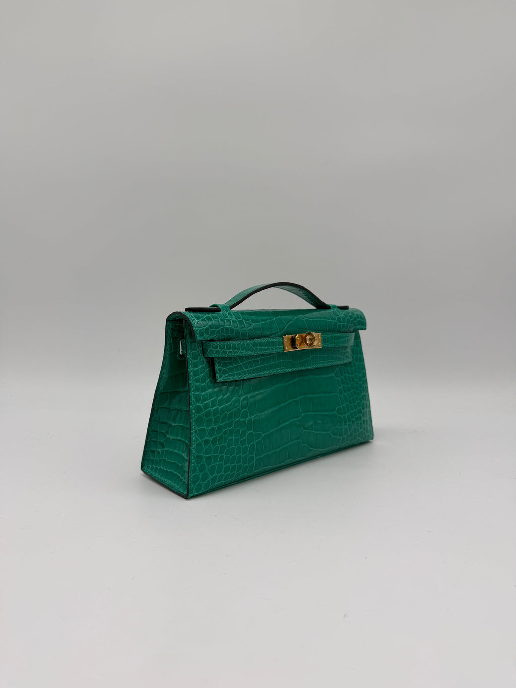 Hermès Kelly Pochette Vert Jade Shiny Alligator Gold Hardware