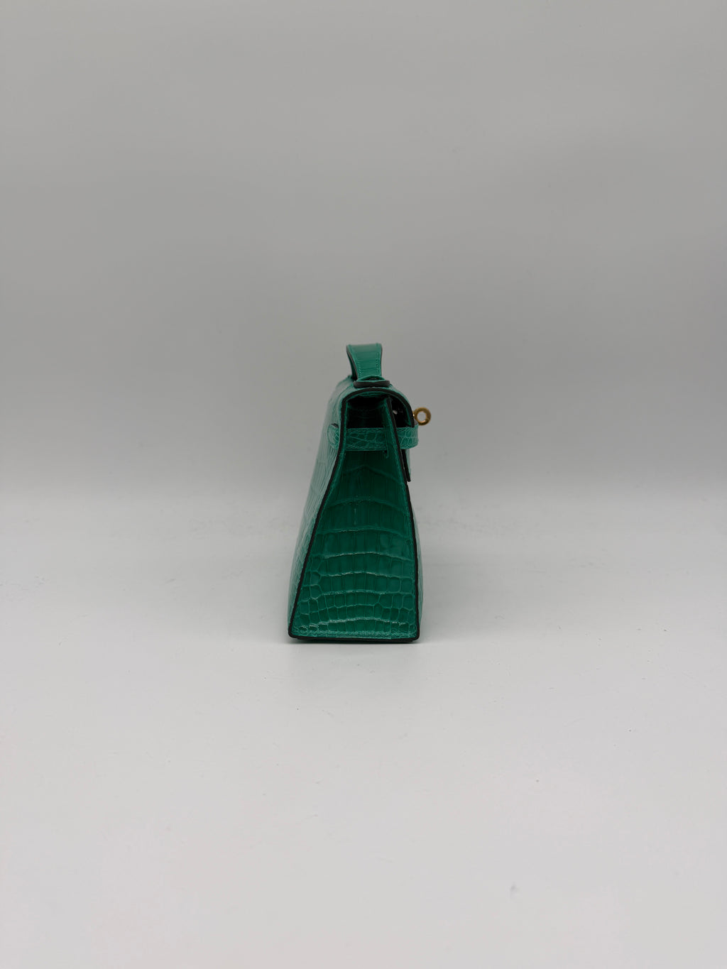 Hermès Kelly Pochette Vert Jade Shiny Alligator Gold Hardware
