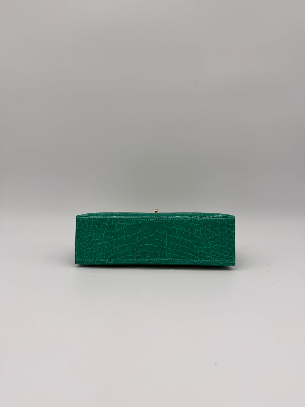 Hermès Kelly Pochette Vert Jade Shiny Alligator Gold Hardware