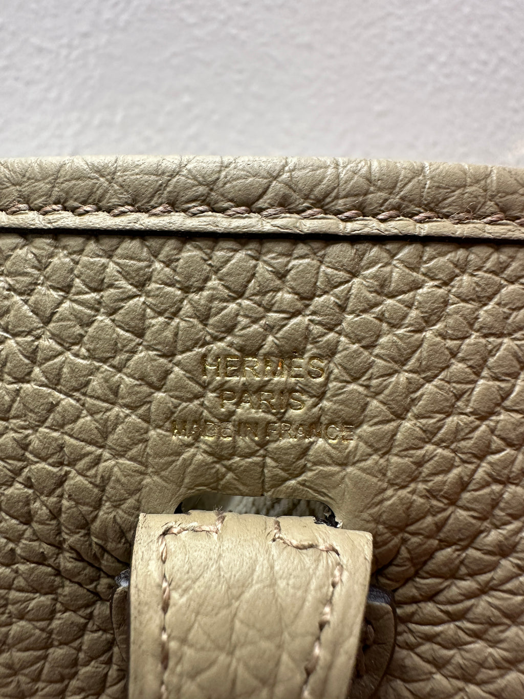 Hermès Mini Evelyne Beige Marfa Taurillon Clemence Gold Hardware
