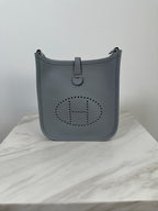 Hermès Mini Evelyne Gris Pantin Taurillon Clemence Palladium Hardware