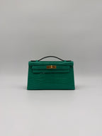 Hermès Kelly Pochette Vert Jade Shiny Alligator Gold Hardware