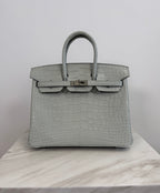 Hermès Birkin 25 Gris Neve Matt Alligator Palladium Hardware