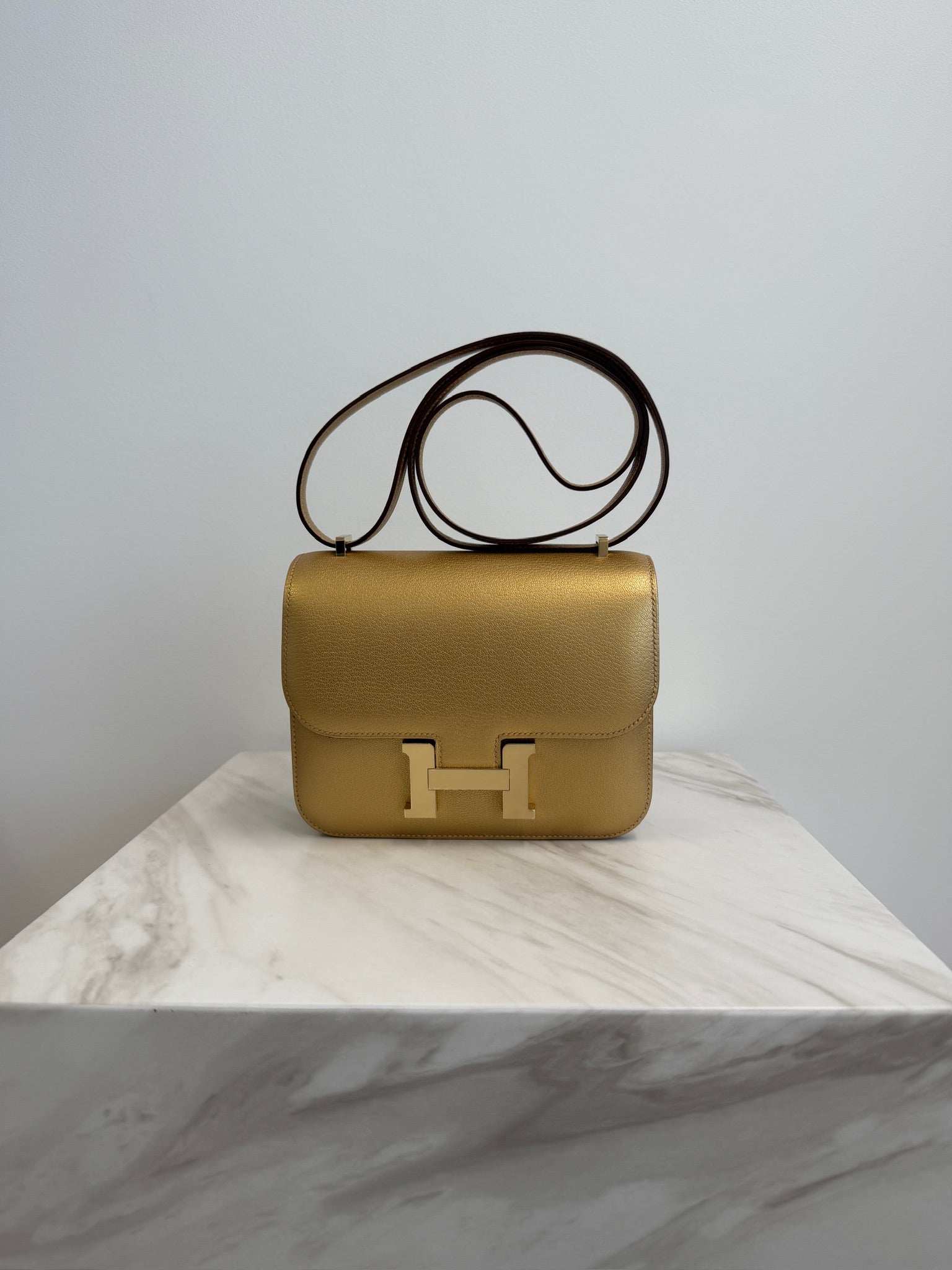 Hermès Constance 18 Dore Chevre Permabrass Hardware