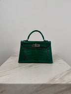 Hermès Mini Kelly Vert Emeraude Shiny Alligator G 2026