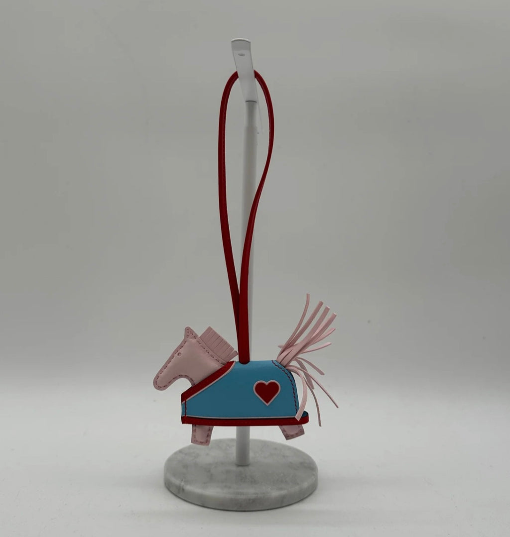 Hermès Rodeo Robeo Cœur Charm PM darling rose/ radiant red/ celestial/ darling rose