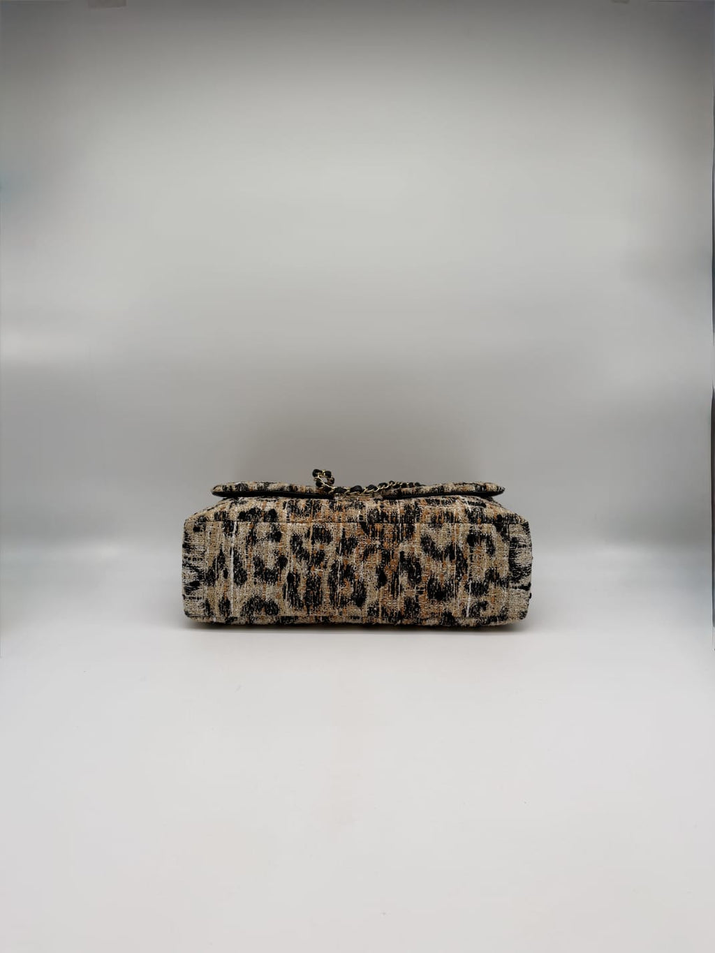 Chanel maxi leopard