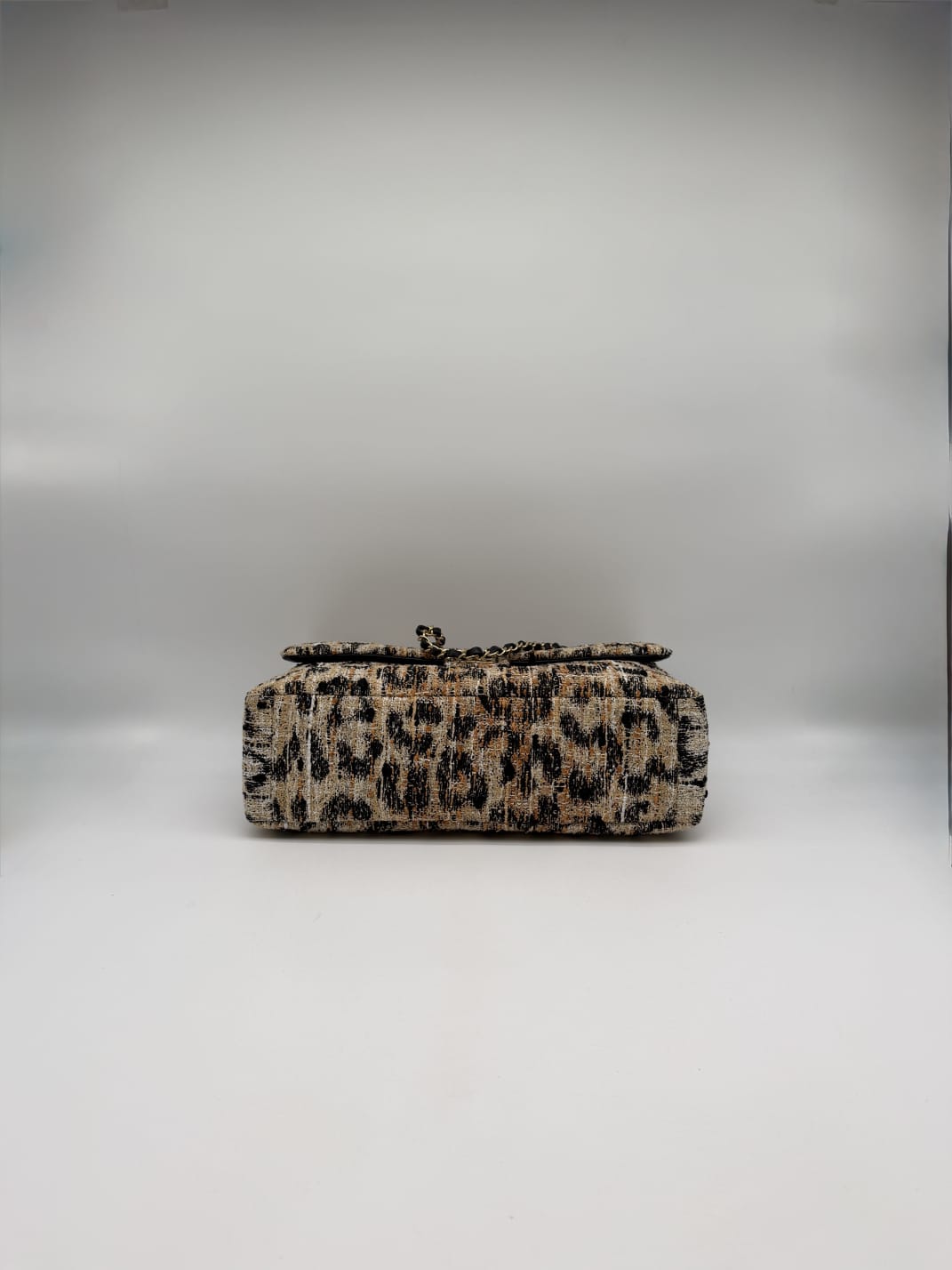 Chanel maxi leopard