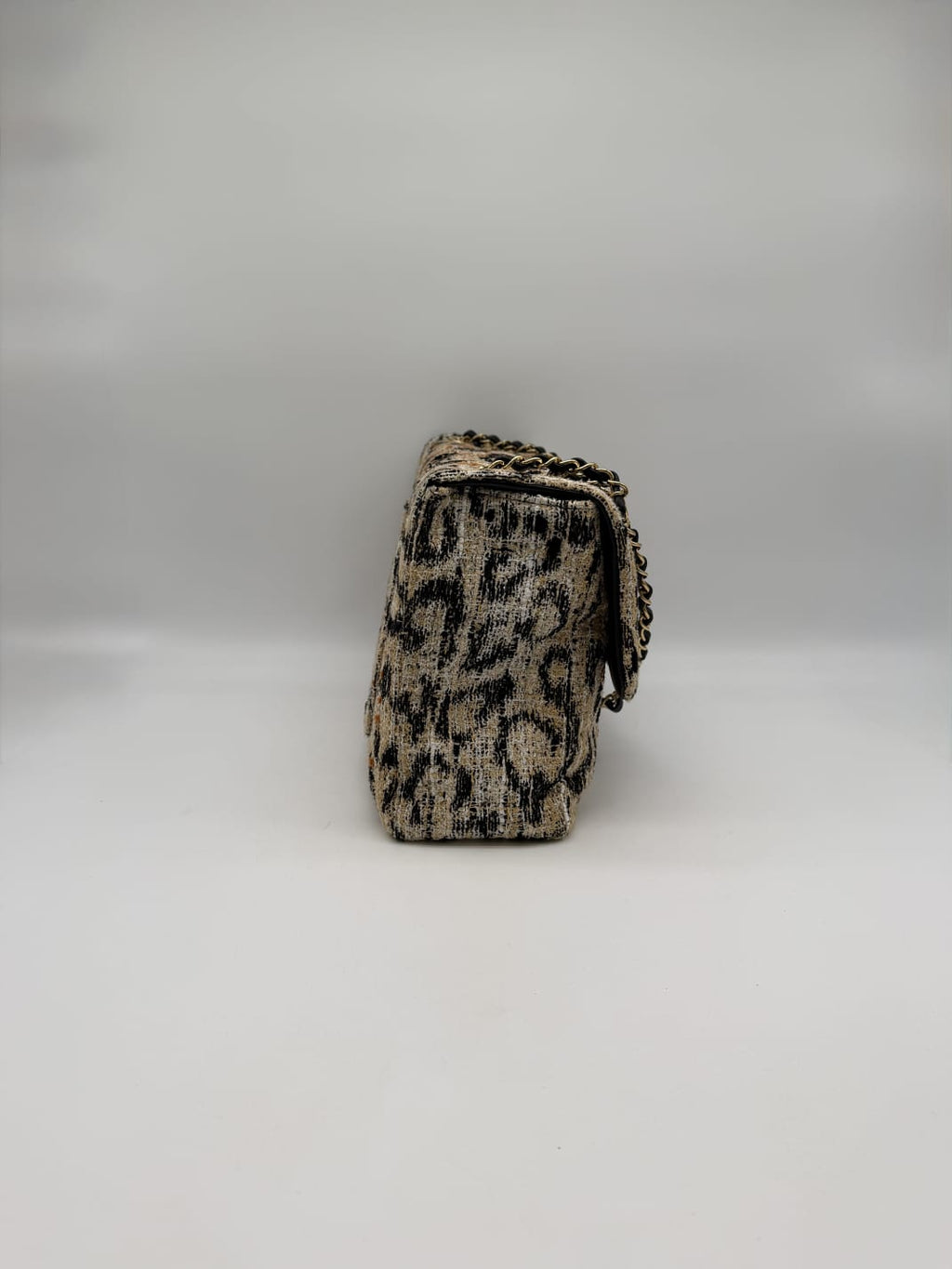 Chanel maxi leopard