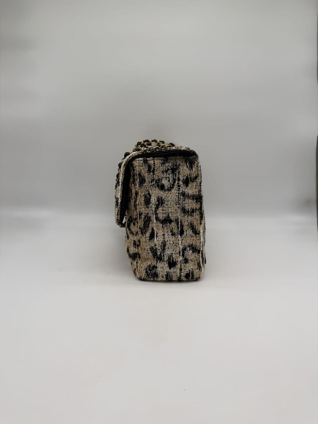 Chanel maxi leopard