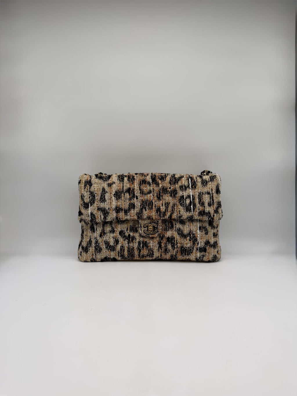 Chanel maxi leopard